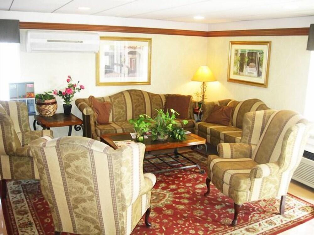 Econo Lodge Allentown Exteriör bild